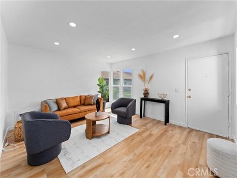 1800 E Heim 25 Avenue, Orange, CA