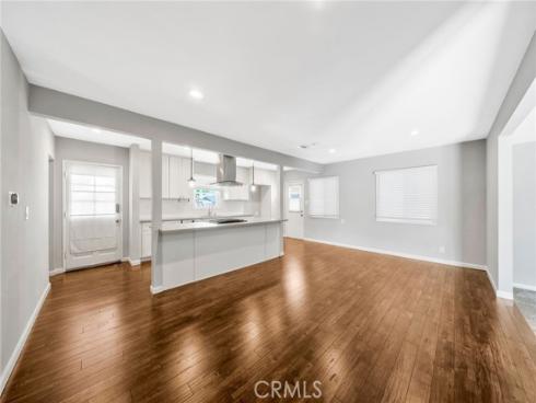 425 E Wilson Avenue, Orange, CA