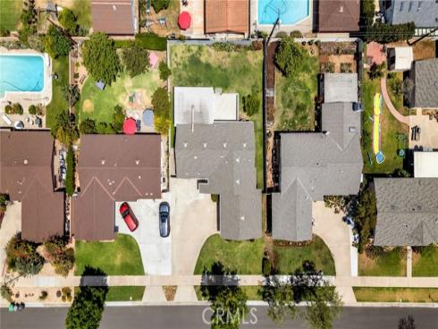 425 E Wilson Avenue, Orange, CA