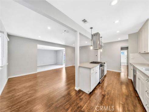 425 E Wilson Avenue, Orange, CA