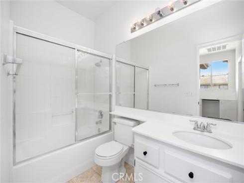 448 N Londonderry  D  Lane, Orange, CA