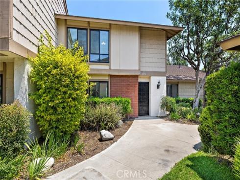 2870 N Cottonwood St, Unit 2  , Orange, CA