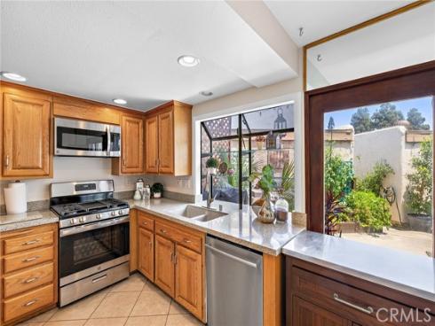 2870 N Cottonwood St, Unit 2  , Orange, CA