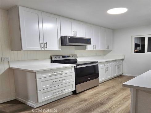 611  La Veta Park  CI228  Circle, Orange, CA