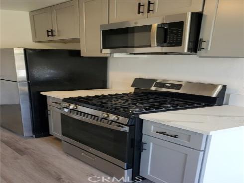 700  West La Veta  E4  Avenue, Orange, CA