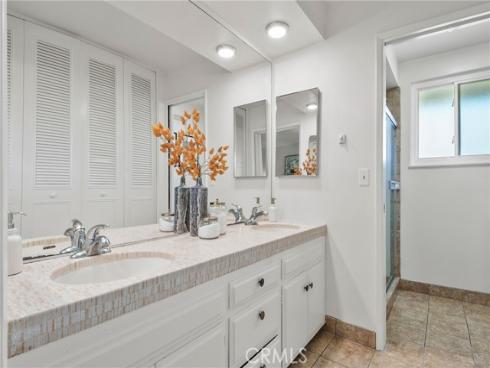 700  Yorba  , Orange, CA