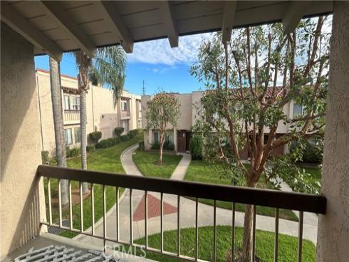 700 W La Veta  M12  Avenue, Orange, CA