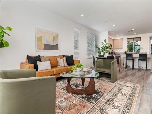 2890 N Glassell   Street, Orange, CA