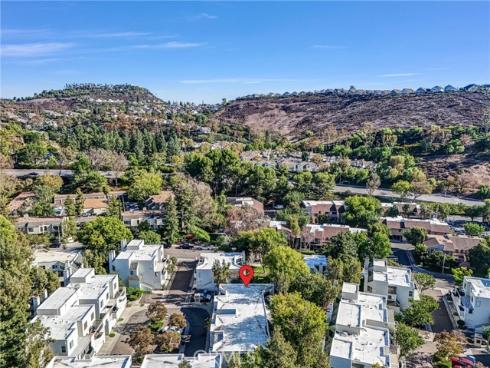 166 N Singingwood  3  Street, Orange, CA