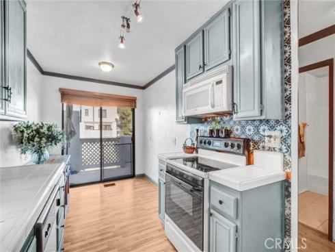 166 N Singingwood  3  Street, Orange, CA