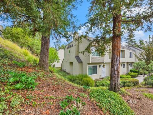 177 N Singingwood  22  Street, Orange, CA