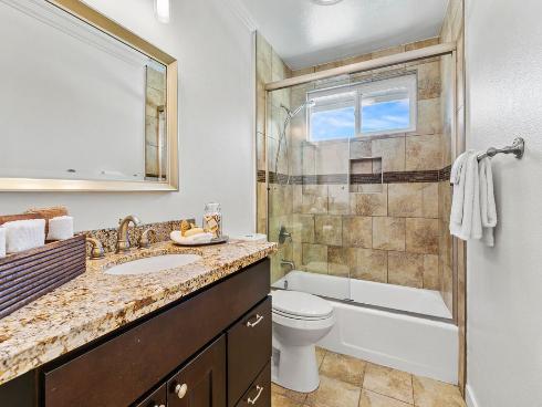 660 S Glassell  80  Street, Orange, CA