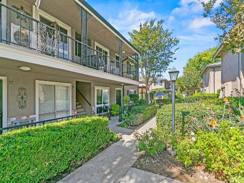 660 S Glassell  80  Street, Orange, CA