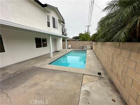 2331 E Adams , Orange, CA