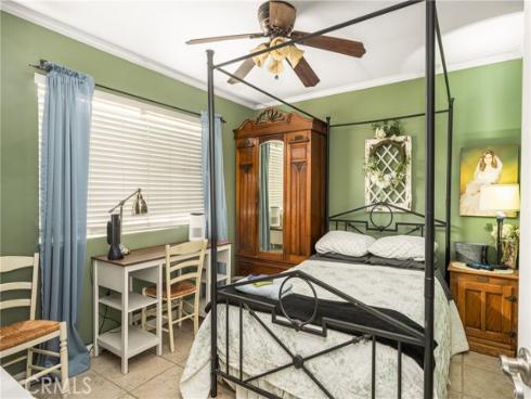 2042 W Beverly , Orange, CA