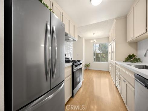 700 W La Veta  I-8 , Orange, CA