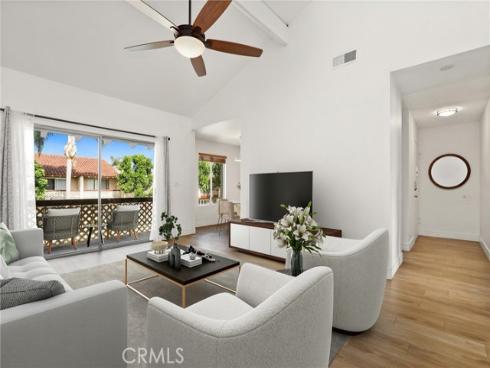 700 W. La Veta Avenue T4