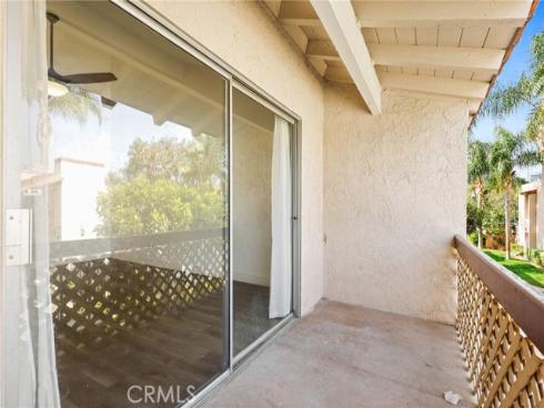 700 W La Veta  T4  Avenue, Orange, CA