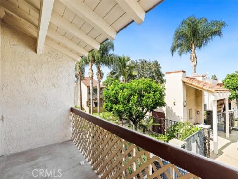 700 W La Veta  T4  Avenue, Orange, CA