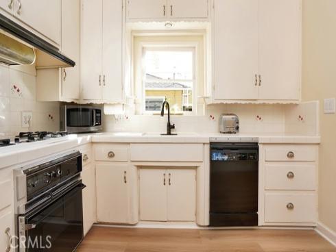 132 N Jewell  , Orange, CA