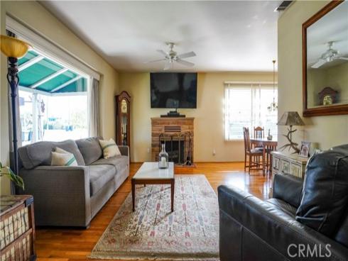 132 N Jewell  , Orange, CA