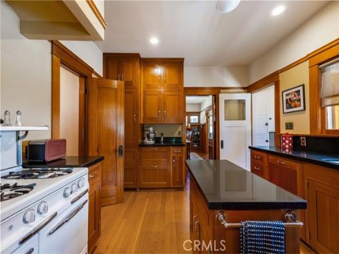 155 N Cleveland   Street, Orange, CA