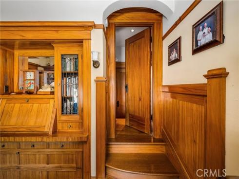 155 N Cleveland   Street, Orange, CA