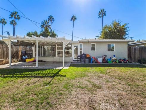 123 E Wilson  , Orange, CA