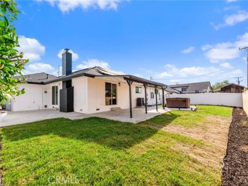 2076 N Diamond  , Orange, CA