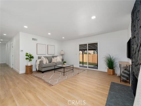 2076 N Diamond  , Orange, CA