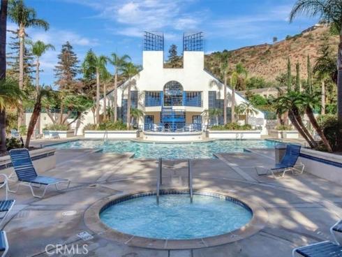 285 N Singingwood  , Orange, CA