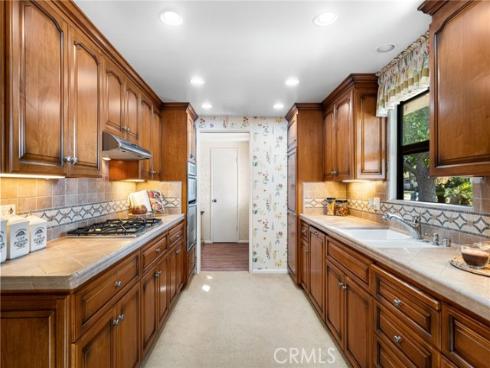 631 E Elizabeth  , Orange, CA