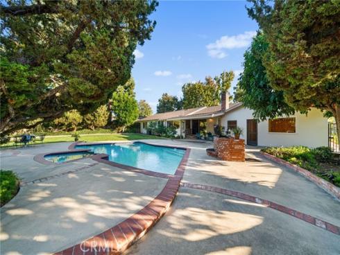 631 E Elizabeth  , Orange, CA