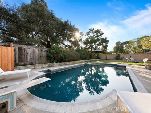 564 E Fellows  , Orange, CA