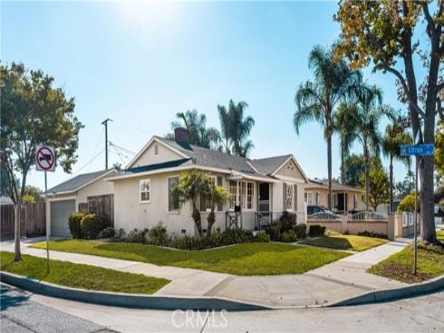1006 W Maple   Avenue, Orange, CA