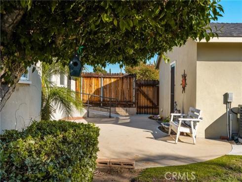 1006 W Maple   Avenue, Orange, CA