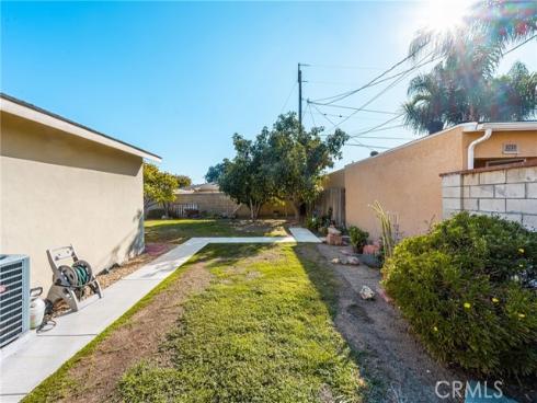 1006 W Maple   Avenue, Orange, CA