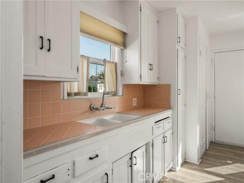 1006 W Maple   Avenue, Orange, CA