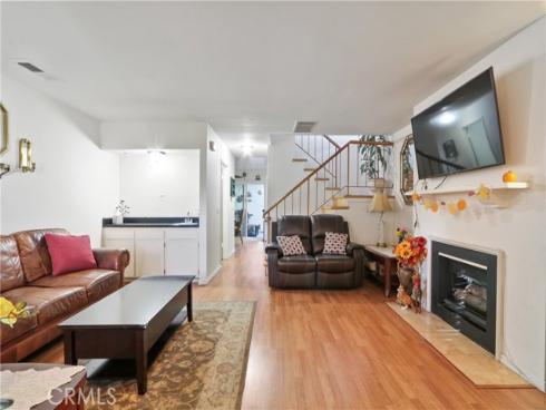 1910 W Palmyra 46 , Orange, CA