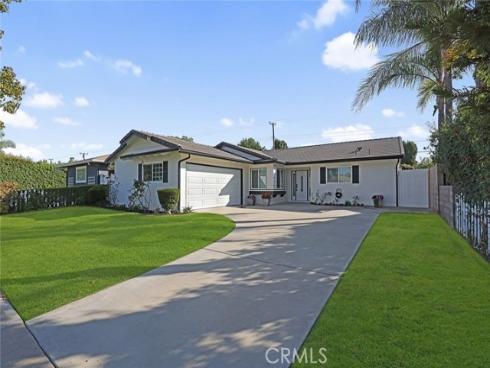 2238 E Coolidge , Orange, CA