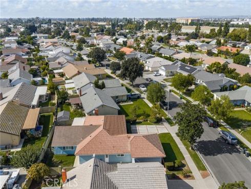 744 E Meadowbrook  , Orange, CA