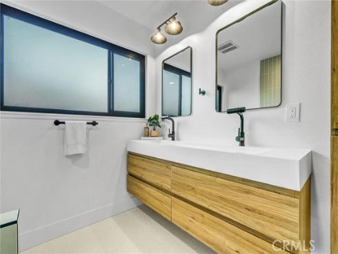 1834 E Sunview   Drive, Orange, CA