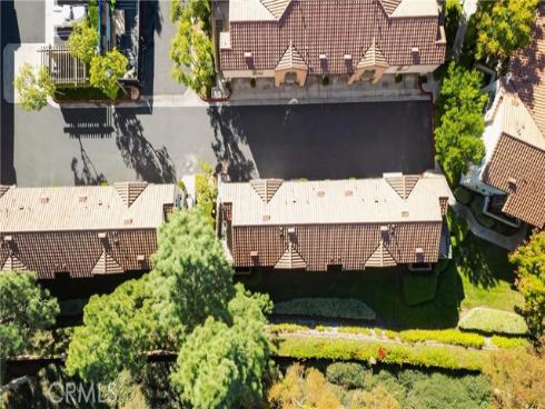 103 S Cross Creek  B  Road, Orange, CA