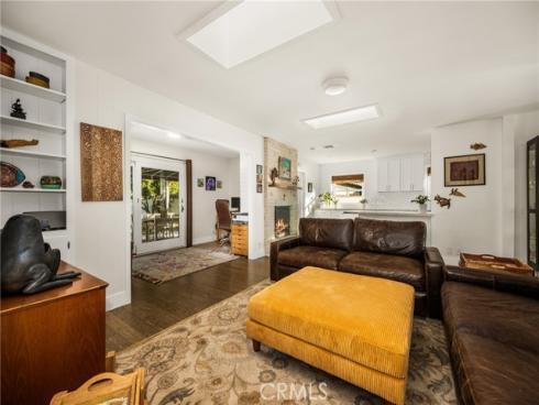 943 E Everett Place , Orange, CA