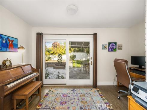 943 E Everett Place , Orange, CA