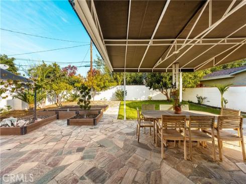 943 E Everett Place , Orange, CA