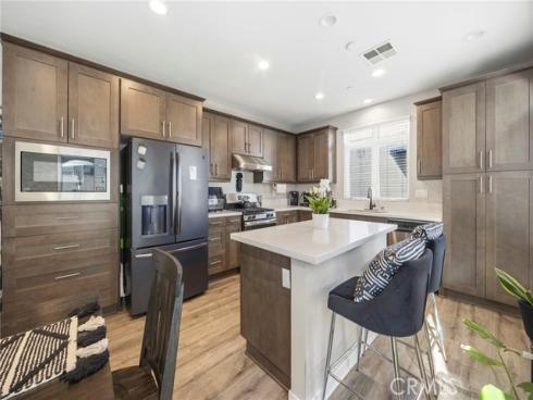 2049 N Orange Olive , Orange, CA