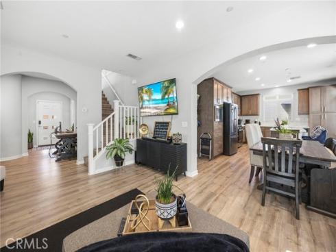 2049 N Orange Olive , Orange, CA