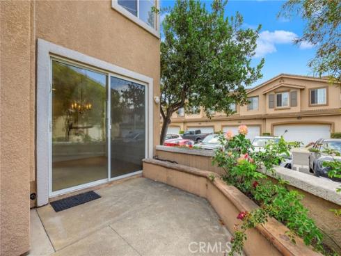 448 N Londonderry  D  Lane, Orange, CA