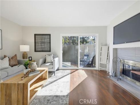 5825 E Creekside 6 Avenue, Orange, CA